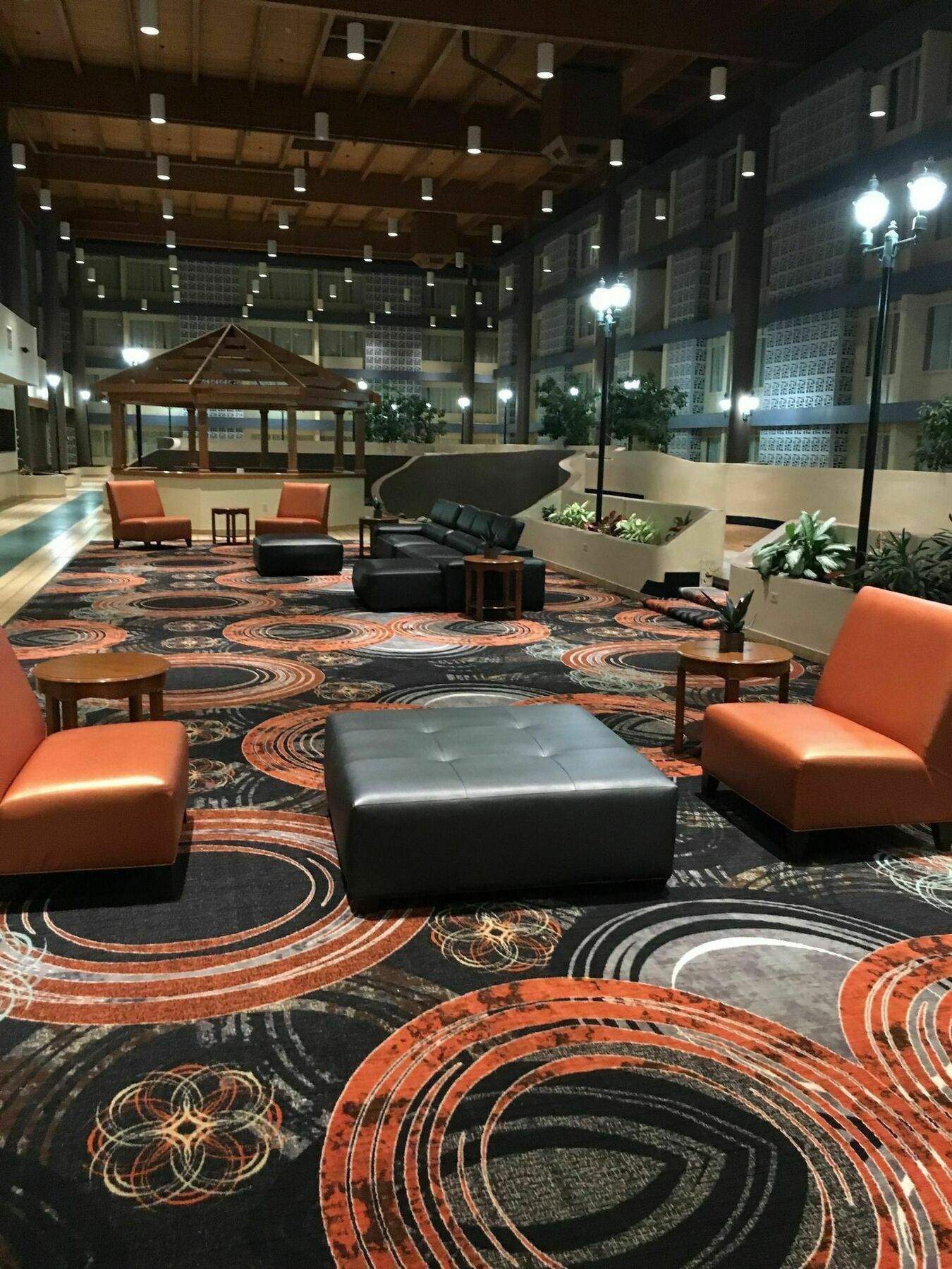 Отель Ramada Plaza By Wyndham Charlotte South End Airport Экстерьер фото